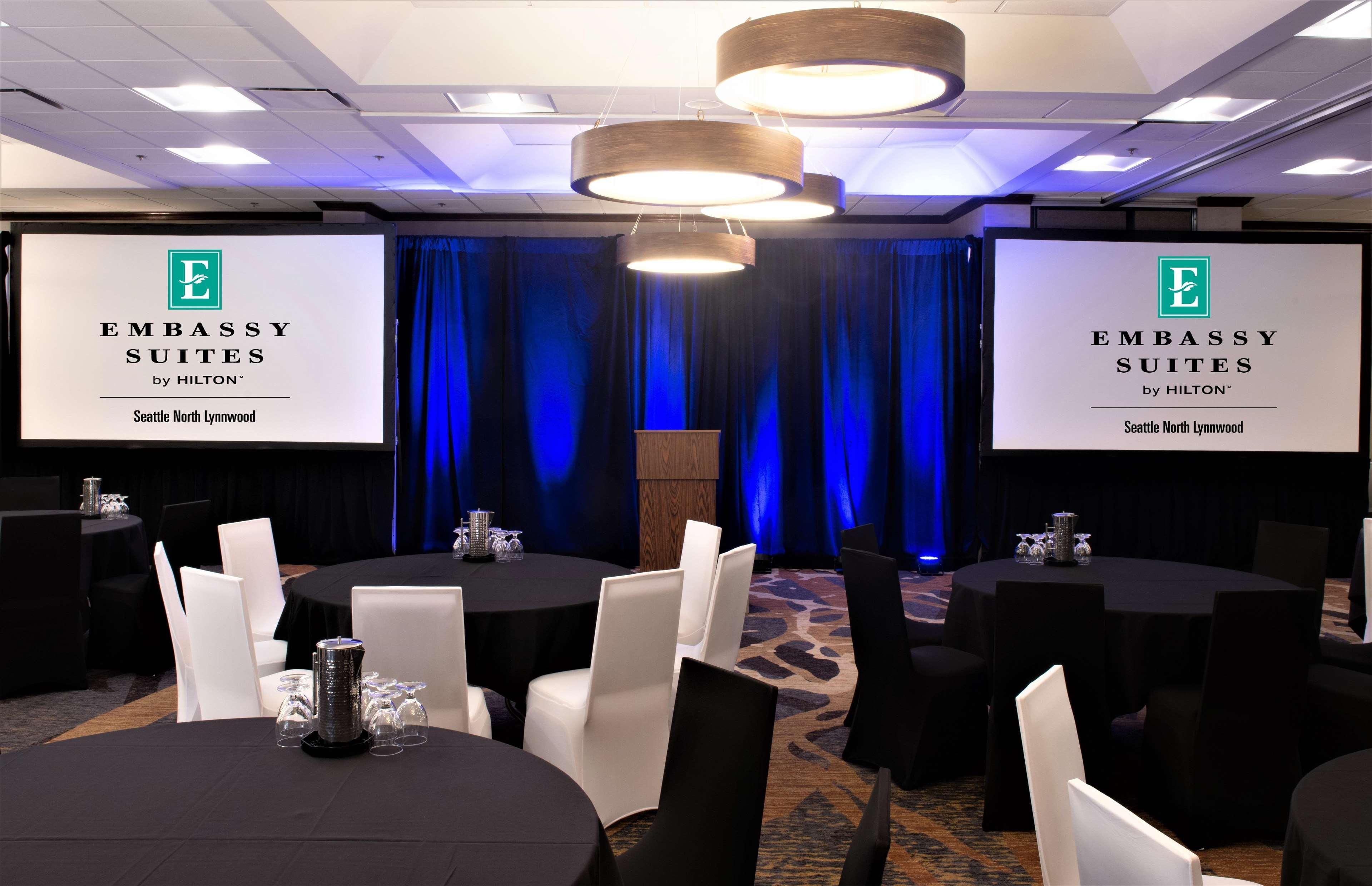Embassy Suites By Hilton Seattle North Lynnwood Exteriör bild