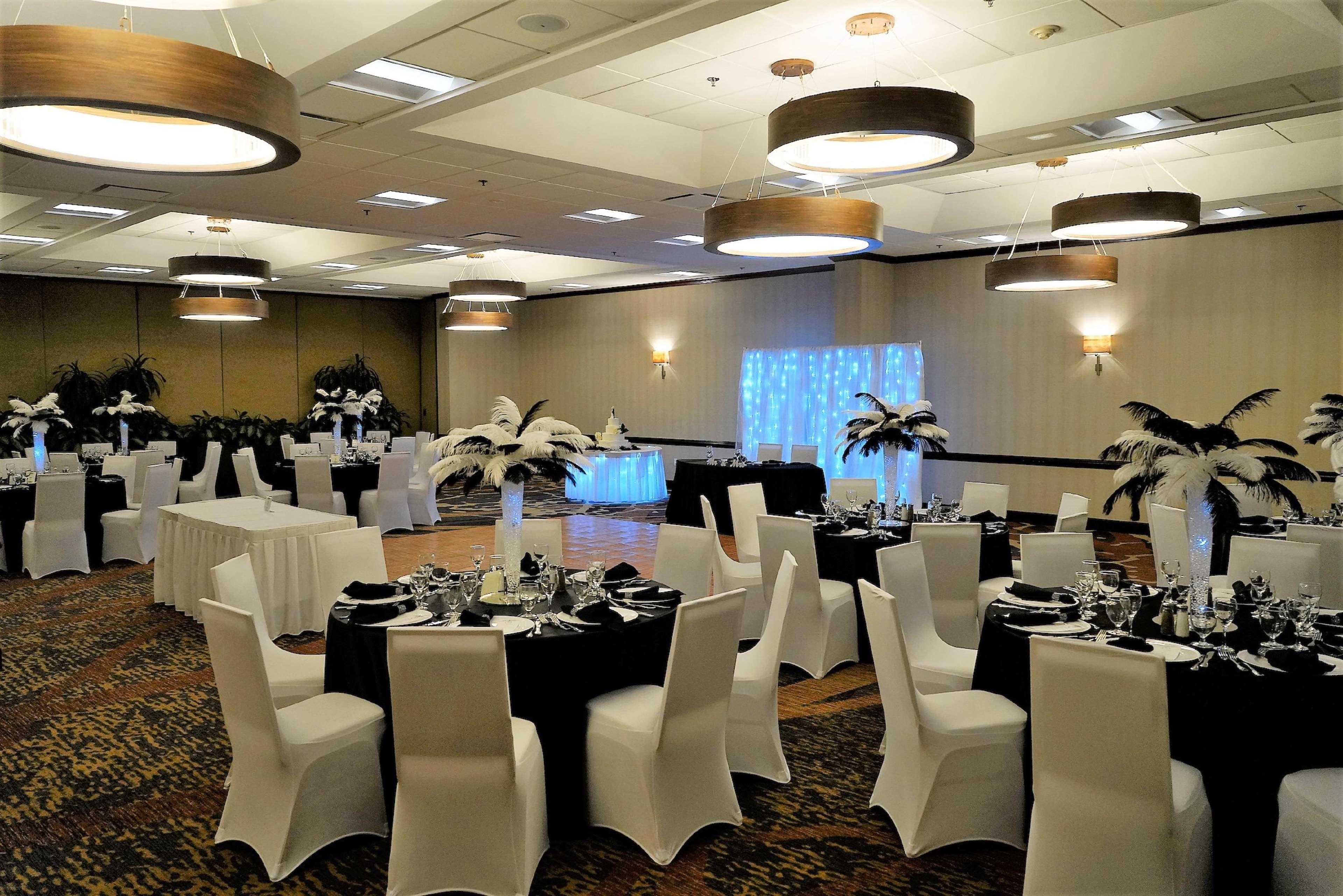 Embassy Suites By Hilton Seattle North Lynnwood Exteriör bild